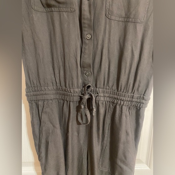 Aritzia Talula Long Sleeve Pant Elastic Waist Button Up Pockets Jumpsuit Romper - Picture 5 of 12